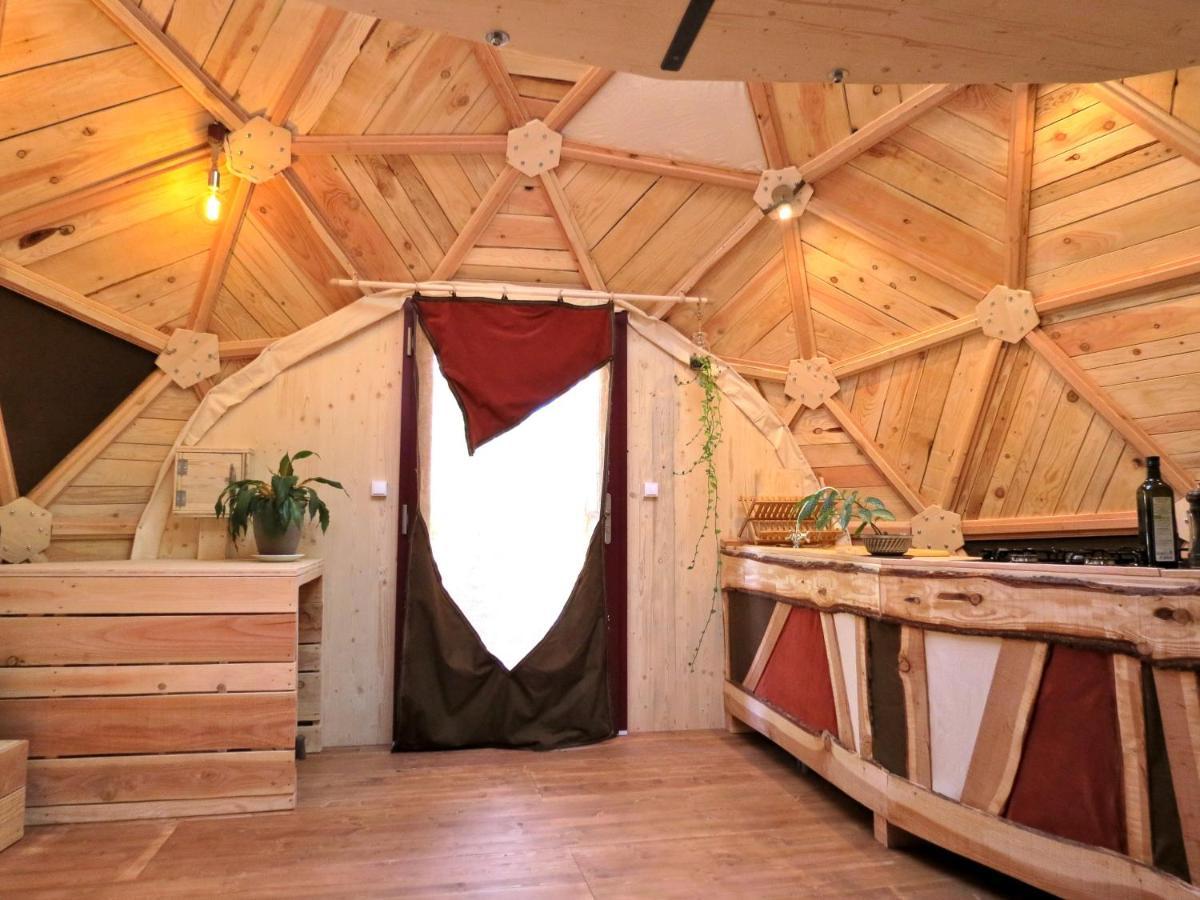 Recoubeau-Jansac Habitat Createur - Hebergements Insolites Au Camping Municipal "Les Ecureuils" מראה חיצוני תמונה