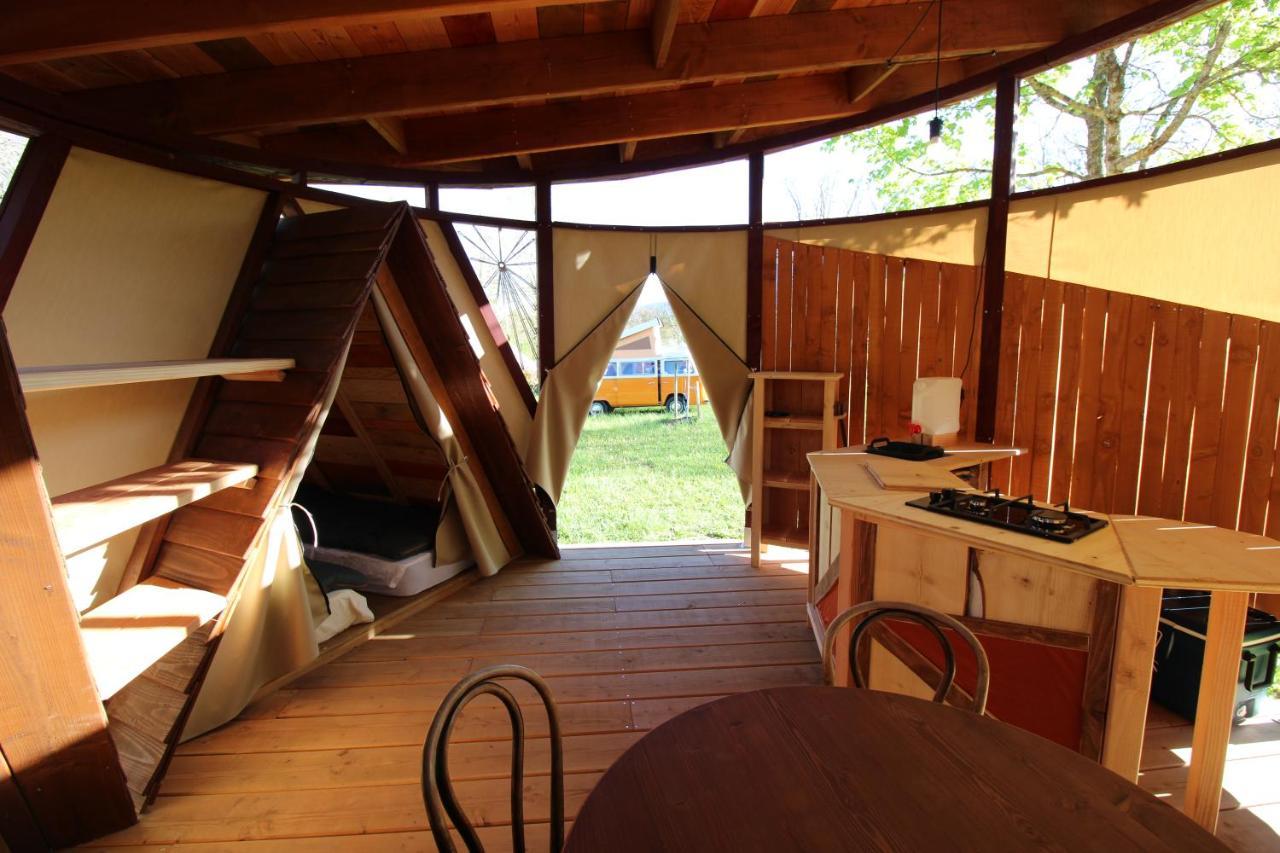 Recoubeau-Jansac Habitat Createur - Hebergements Insolites Au Camping Municipal "Les Ecureuils" מראה חיצוני תמונה