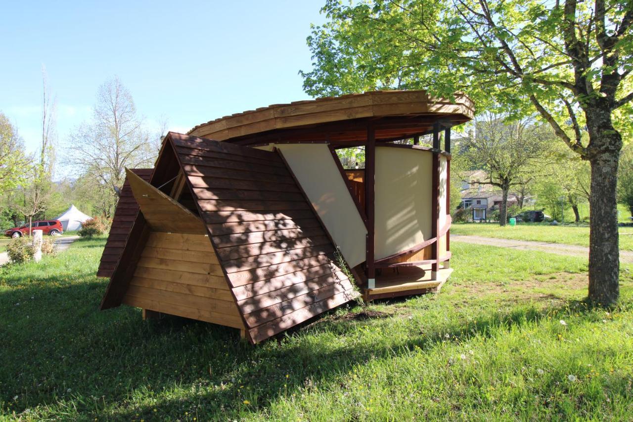 Recoubeau-Jansac Habitat Createur - Hebergements Insolites Au Camping Municipal "Les Ecureuils" מראה חיצוני תמונה